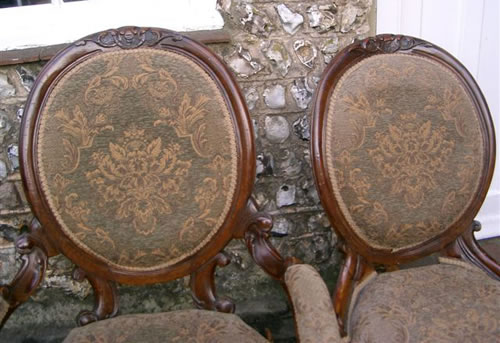 SOLD - A very nice pair of matching ladies and gentlemans walnut spoonback chairs
